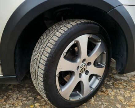Сірий Фольксваген Кросс Туран, об'ємом двигуна 1.4 л та пробігом 159 тис. км за 8300 $, фото 26 на Automoto.ua
