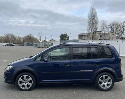 Синий Фольксваген Кросс Туран, объемом двигателя 1.4 л и пробегом 198 тыс. км за 6750 $, фото 8 на Automoto.ua