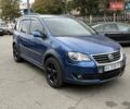 Синий Фольксваген Кросс Туран, объемом двигателя 1.4 л и пробегом 324 тыс. км за 5500 $, фото 6 на Automoto.ua