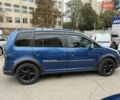Синий Фольксваген Кросс Туран, объемом двигателя 1.4 л и пробегом 324 тыс. км за 5500 $, фото 5 на Automoto.ua