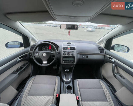 Синий Фольксваген Кросс Туран, объемом двигателя 1.4 л и пробегом 198 тыс. км за 6750 $, фото 13 на Automoto.ua