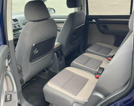 Синий Фольксваген Кросс Туран, объемом двигателя 1.4 л и пробегом 198 тыс. км за 6750 $, фото 17 на Automoto.ua