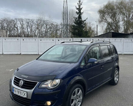 Синий Фольксваген Кросс Туран, объемом двигателя 1.4 л и пробегом 198 тыс. км за 6750 $, фото 1 на Automoto.ua