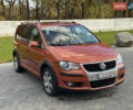 Оранжевый Фольксваген Кросс Туран, объемом двигателя 1.4 л и пробегом 232 тыс. км за 8300 $, фото 55 на Automoto.ua