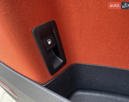 Оранжевый Фольксваген Кросс Туран, объемом двигателя 1.4 л и пробегом 232 тыс. км за 8300 $, фото 69 на Automoto.ua