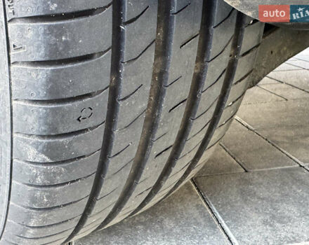 Оранжевый Фольксваген Кросс Туран, объемом двигателя 1.4 л и пробегом 232 тыс. км за 8300 $, фото 40 на Automoto.ua