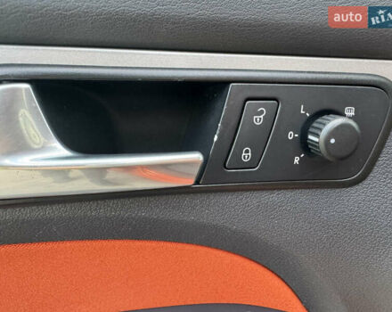 Оранжевый Фольксваген Кросс Туран, объемом двигателя 1.4 л и пробегом 232 тыс. км за 8300 $, фото 68 на Automoto.ua