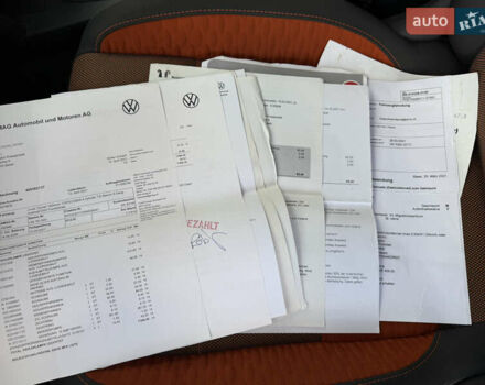 Оранжевый Фольксваген Кросс Туран, объемом двигателя 1.4 л и пробегом 232 тыс. км за 8300 $, фото 91 на Automoto.ua