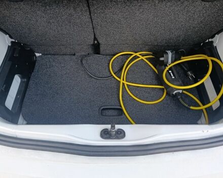 Белый Фольксваген Другая, объемом двигателя 0 л и пробегом 108 тыс. км за 6600 $, фото 9 на Automoto.ua