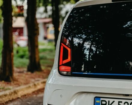 Белый Фольксваген Другая, объемом двигателя 0 л и пробегом 110 тыс. км за 10000 $, фото 6 на Automoto.ua