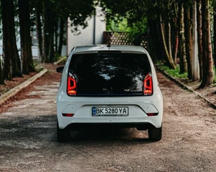 Белый Фольксваген Другая, объемом двигателя 0 л и пробегом 110 тыс. км за 10000 $, фото 7 на Automoto.ua