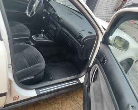 Белый Фольксваген Другая, объемом двигателя 2 л и пробегом 310 тыс. км за 4750 $, фото 3 на Automoto.ua