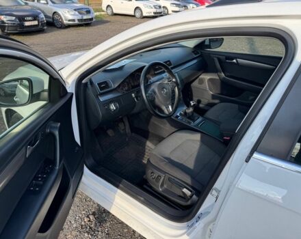 Белый Фольксваген Другая, объемом двигателя 1.6 л и пробегом 215 тыс. км за 8999 $, фото 6 на Automoto.ua