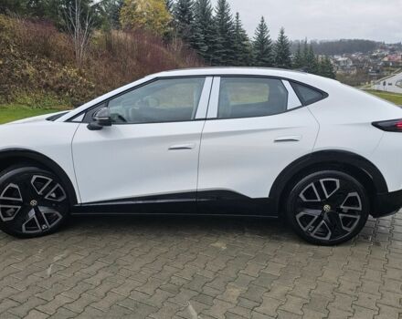 Белый Фольксваген Другая, объемом двигателя 0 л и пробегом 1 тыс. км за 33999 $, фото 1 на Automoto.ua