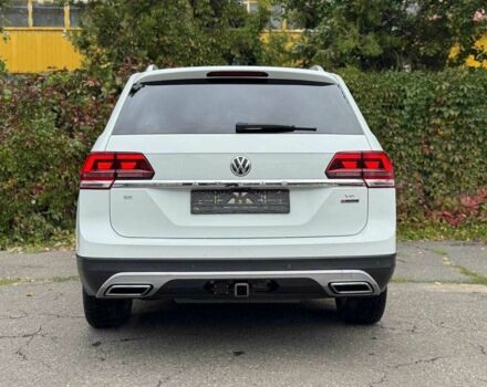 Белый Фольксваген Другая, объемом двигателя 3.6 л и пробегом 110 тыс. км за 17900 $, фото 4 на Automoto.ua