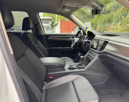 Белый Фольксваген Другая, объемом двигателя 3.6 л и пробегом 110 тыс. км за 17900 $, фото 21 на Automoto.ua