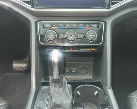 Білий Фольксваген Інша, об'ємом двигуна 3.6 л та пробігом 204 тис. км за 23000 $, фото 2 на Automoto.ua