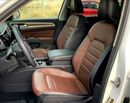 Белый Фольксваген Другая, объемом двигателя 3.6 л и пробегом 30 тыс. км за 7300 $, фото 7 на Automoto.ua