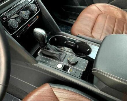 Белый Фольксваген Другая, объемом двигателя 3.6 л и пробегом 30 тыс. км за 7300 $, фото 12 на Automoto.ua