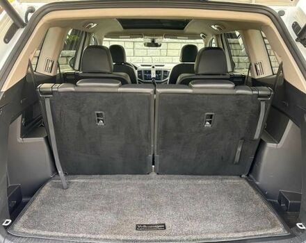 Белый Фольксваген Другая, объемом двигателя 3.6 л и пробегом 28 тыс. км за 13000 $, фото 13 на Automoto.ua