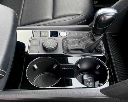 Белый Фольксваген Другая, объемом двигателя 3.6 л и пробегом 105 тыс. км за 30999 $, фото 7 на Automoto.ua