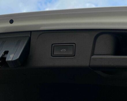 Белый Фольксваген Другая, объемом двигателя 3.6 л и пробегом 105 тыс. км за 30999 $, фото 21 на Automoto.ua