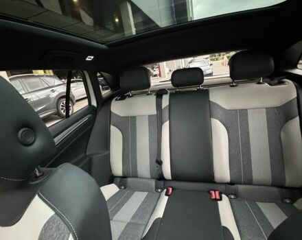 Белый Фольксваген Другая, объемом двигателя 0 л и пробегом 30 тыс. км за 22900 $, фото 13 на Automoto.ua