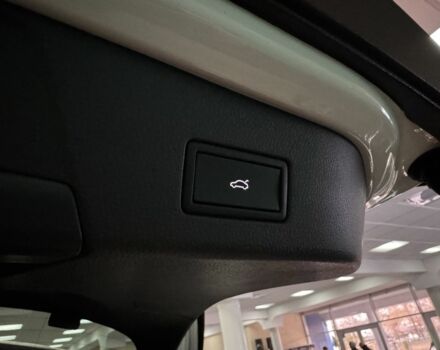 Белый Фольксваген Другая, объемом двигателя 0 л и пробегом 21 тыс. км за 25300 $, фото 6 на Automoto.ua