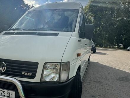 Фольксваген Другая 2005 в Ставище на Automoto.ua Белый Фольксваген Другая, объемом двигателя 2.5 л и пробегом 421 тыс. км за 13100 $, фото 1 на Automoto.ua