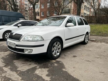 Белый Фольксваген Другая, объемом двигателя 2 л и пробегом 228 тыс. км за 7200 $, фото 1 на Automoto.ua