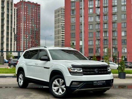 Фольксваген Інша 2017 у Києві на Automoto.ua Білий Фольксваген Інша, об'ємом двигуна 3.6 л та пробігом 188 тис. км за 19950 $, фото 1 на Automoto.ua