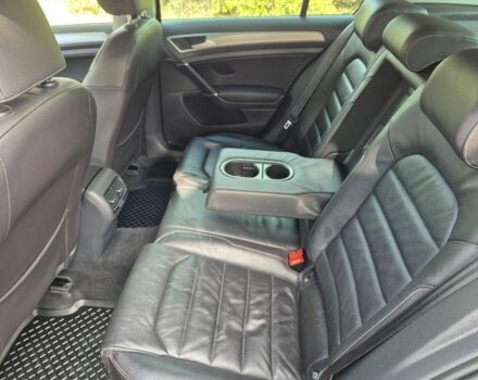 Черный Фольксваген Другая, объемом двигателя 0 л и пробегом 124 тыс. км за 10800 $, фото 5 на Automoto.ua