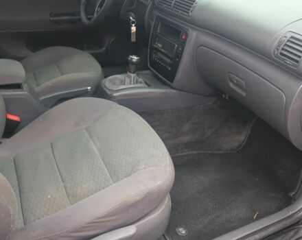 Черный Фольксваген Другая, объемом двигателя 2 л и пробегом 180 тыс. км за 1100 $, фото 4 на Automoto.ua