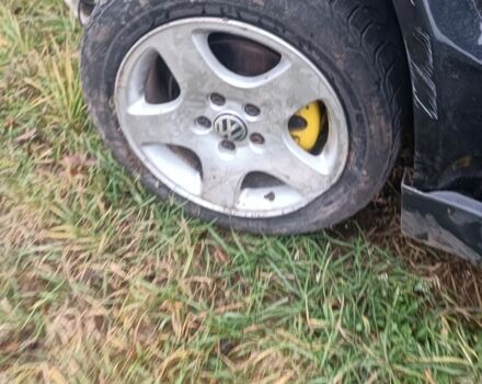 Черный Фольксваген Другая, объемом двигателя 2 л и пробегом 180 тыс. км за 1100 $, фото 8 на Automoto.ua