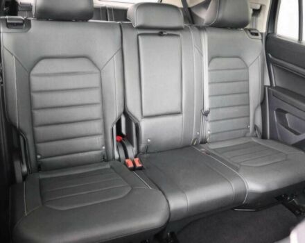 Чорний Фольксваген Інша, об'ємом двигуна 3.6 л та пробігом 29 тис. км за 13700 $, фото 7 на Automoto.ua