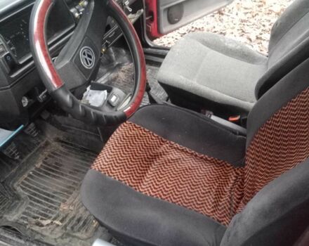 Червоний Фольксваген Інша, об'ємом двигуна 1.6 л та пробігом 320 тис. км за 1064 $, фото 3 на Automoto.ua