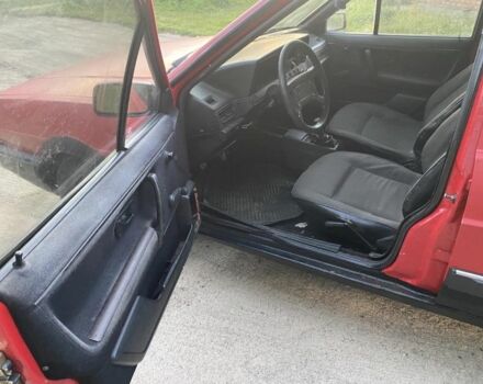 Красный Фольксваген Другая, объемом двигателя 1.6 л и пробегом 258 тыс. км за 600 $, фото 4 на Automoto.ua