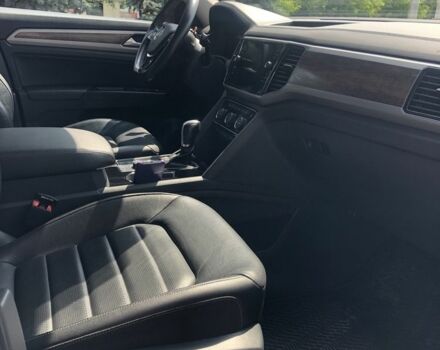 Красный Фольксваген Другая, объемом двигателя 3.6 л и пробегом 104 тыс. км за 25300 $, фото 7 на Automoto.ua