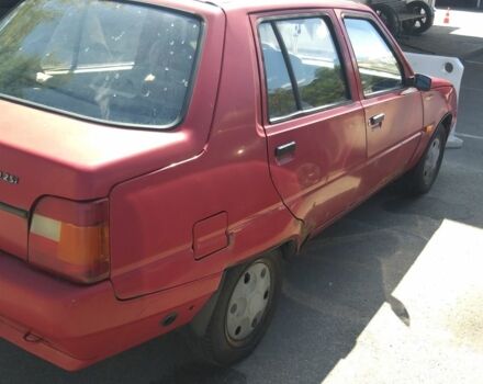 Красный Фольксваген Другая, объемом двигателя 1.2 л и пробегом 216 тыс. км за 481 $, фото 2 на Automoto.ua