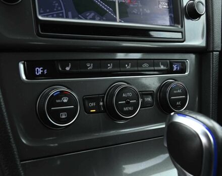 Серый Фольксваген Другая, объемом двигателя 0 л и пробегом 112 тыс. км за 8999 $, фото 13 на Automoto.ua