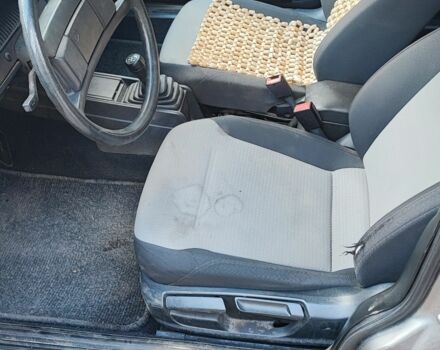 Серый Фольксваген Другая, объемом двигателя 1.8 л и пробегом 100 тыс. км за 700 $, фото 3 на Automoto.ua