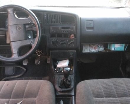 Сірий Фольксваген Інша, об'ємом двигуна 2 л та пробігом 295 тис. км за 2900 $, фото 2 на Automoto.ua