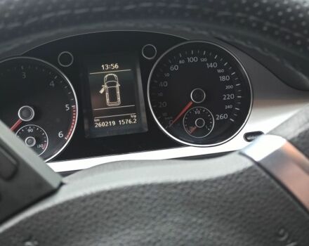 Сірий Фольксваген Інша, об'ємом двигуна 1.6 л та пробігом 260 тис. км за 8000 $, фото 6 на Automoto.ua