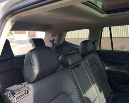 Серый Фольксваген Другая, объемом двигателя 3.6 л и пробегом 98 тыс. км за 18000 $, фото 15 на Automoto.ua