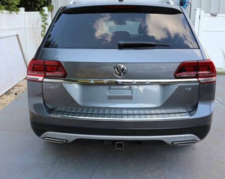 Сірий Фольксваген Інша, об'ємом двигуна 3.6 л та пробігом 34 тис. км за 8000 $, фото 5 на Automoto.ua