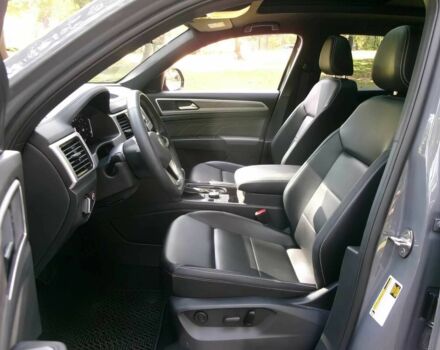 Серый Фольксваген Другая, объемом двигателя 3.6 л и пробегом 22 тыс. км за 15000 $, фото 11 на Automoto.ua