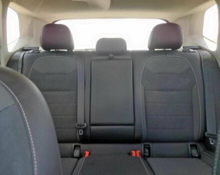 Сірий Фольксваген Інша, об'ємом двигуна 1.5 л та пробігом 115 тис. км за 5800 $, фото 9 на Automoto.ua