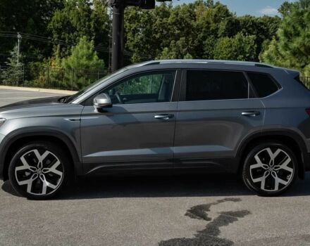 Сірий Фольксваген Інша, об'ємом двигуна 1.5 л та пробігом 21 тис. км за 16200 $, фото 3 на Automoto.ua