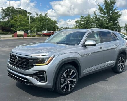 Сірий Фольксваген Інша, об'ємом двигуна 2 л та пробігом 29 тис. км за 19000 $, фото 2 на Automoto.ua