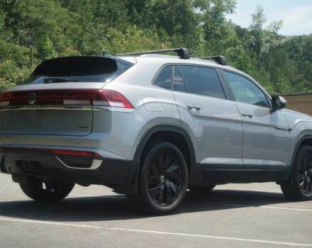 Сірий Фольксваген Інша, об'ємом двигуна 2 л та пробігом 20 тис. км за 39000 $, фото 6 на Automoto.ua